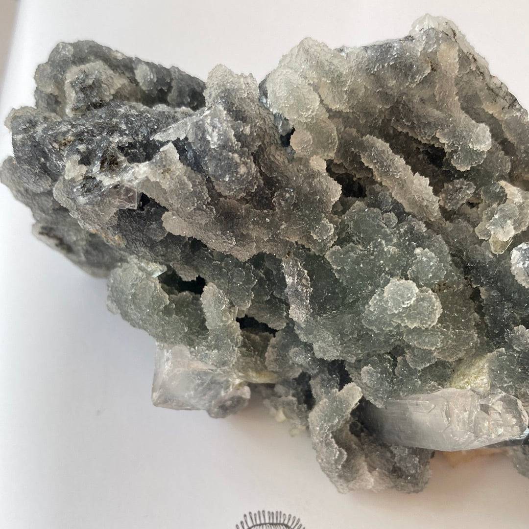 Druzy Chalcedony with Apophyllite and Stilbite 353 g - Moon Room Shop and Wellness