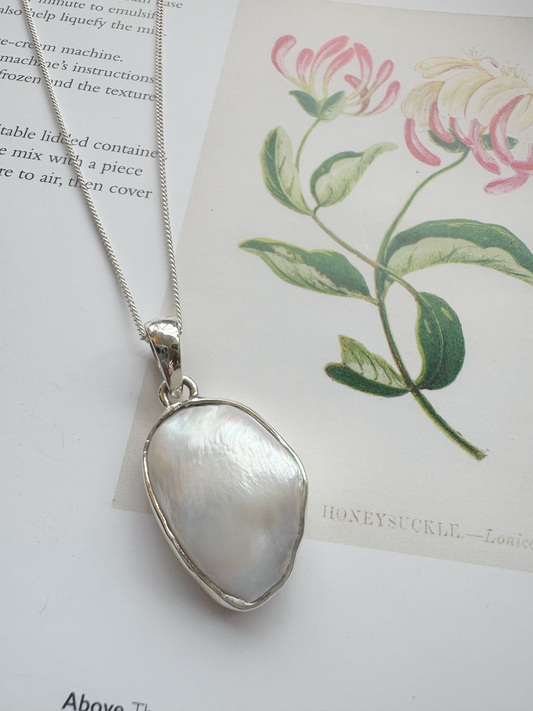 Pearl Sterling Silver Pendant w Chain - Moon Room Shop and Wellness