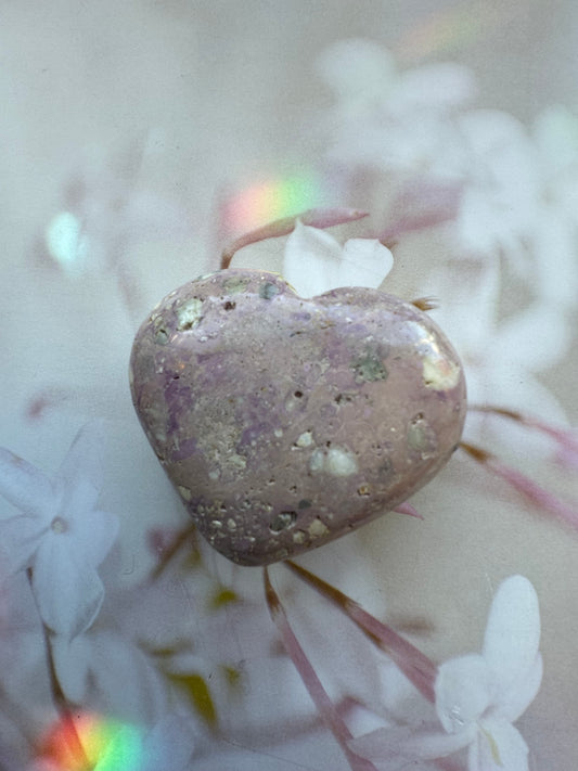 Phosphosiderite Heart 75 g Peru Pastel Beauty - Moon Room Shop and Wellness