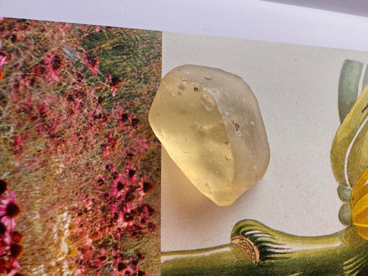 Libyan Desert Glass Tektite 3.6 gram - Moon Room Shop and Wellness