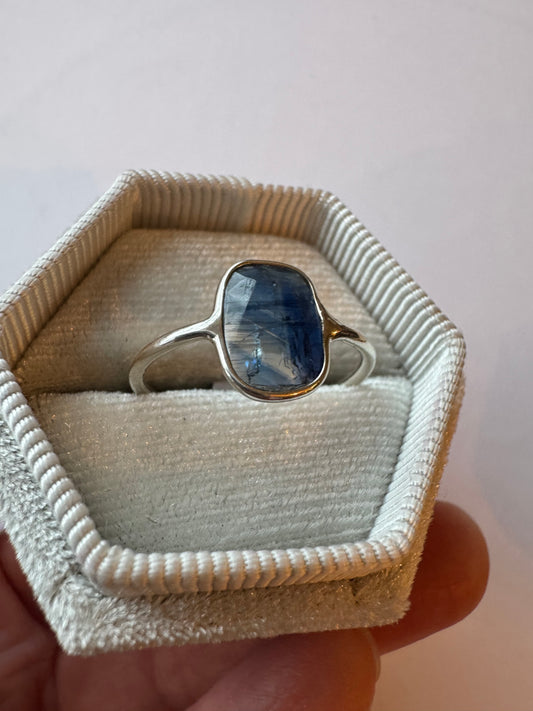 Blue Kyanite Sterling SIlver Ring Size 9 - Moon Room Shop and Wellness