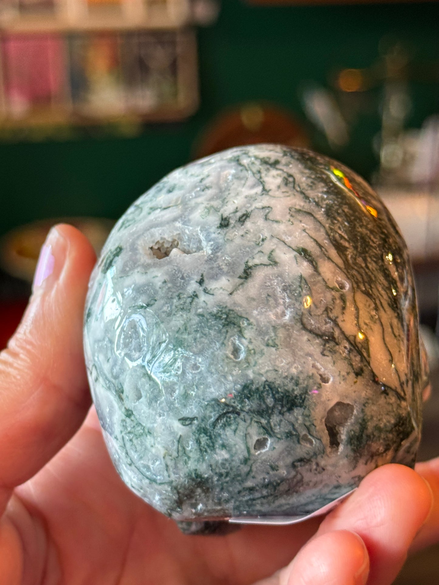 Moss Agate Skull- 372 g - China - Moon Room Shop and Wellness