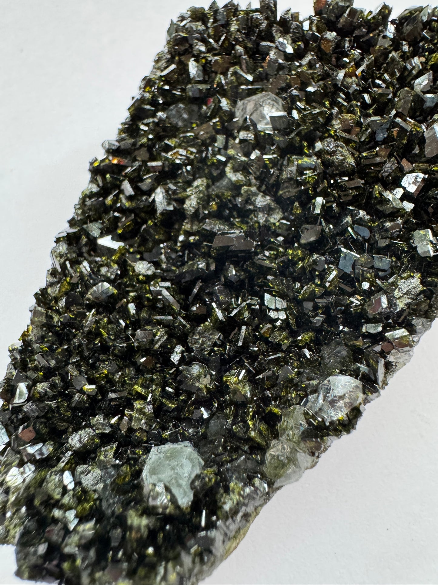 Epidote with Quartz Beauty- 84 g- Turkey - Moon Room Shop and Wellness