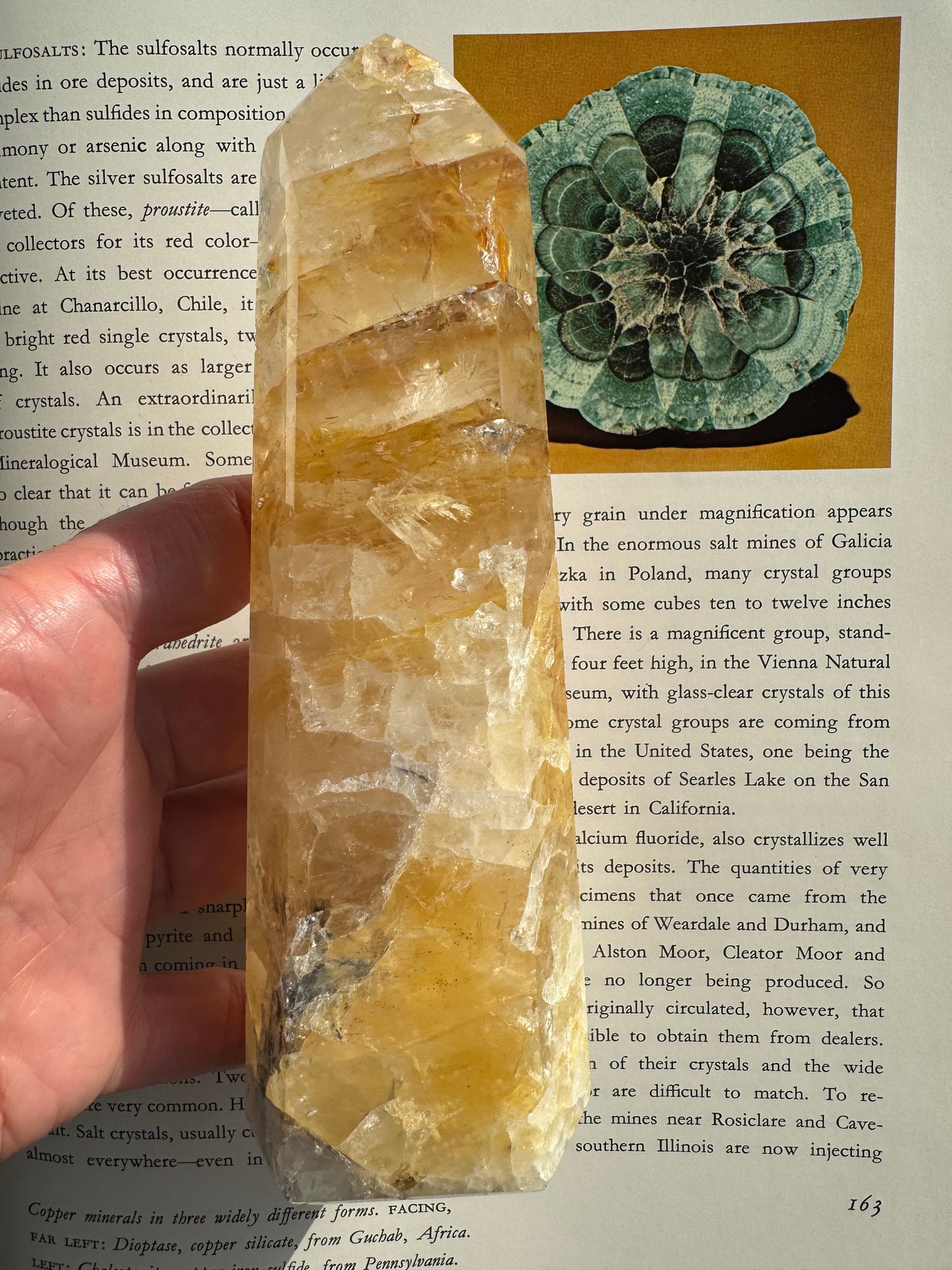 Golden Healer Quartz Tower 402 g Brazil - Divine Beauty - Moon Room Shop and Wellness