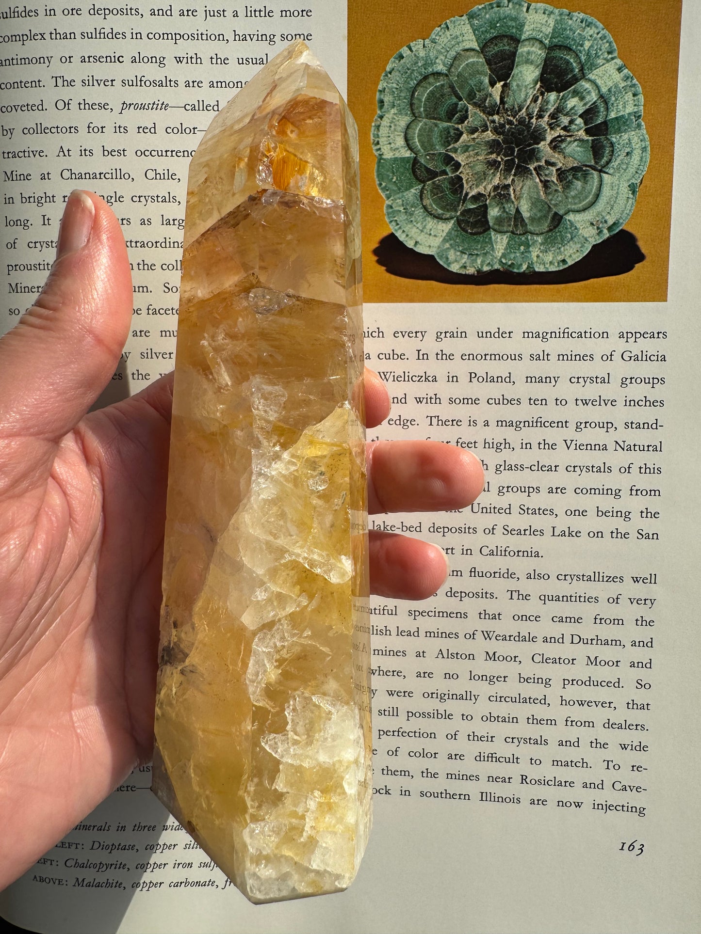 Golden Healer Quartz Tower 402 g Brazil - Divine Beauty - Moon Room Shop and Wellness