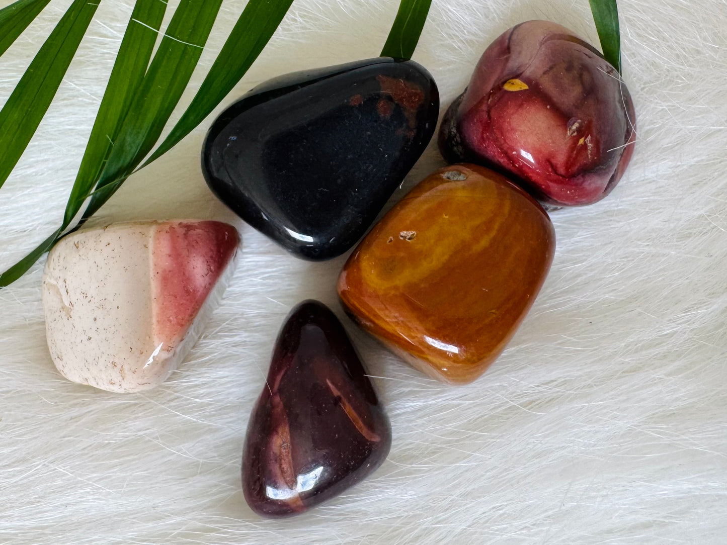 Mookaite Tumbled Australia - Moon Room Shop and Wellness