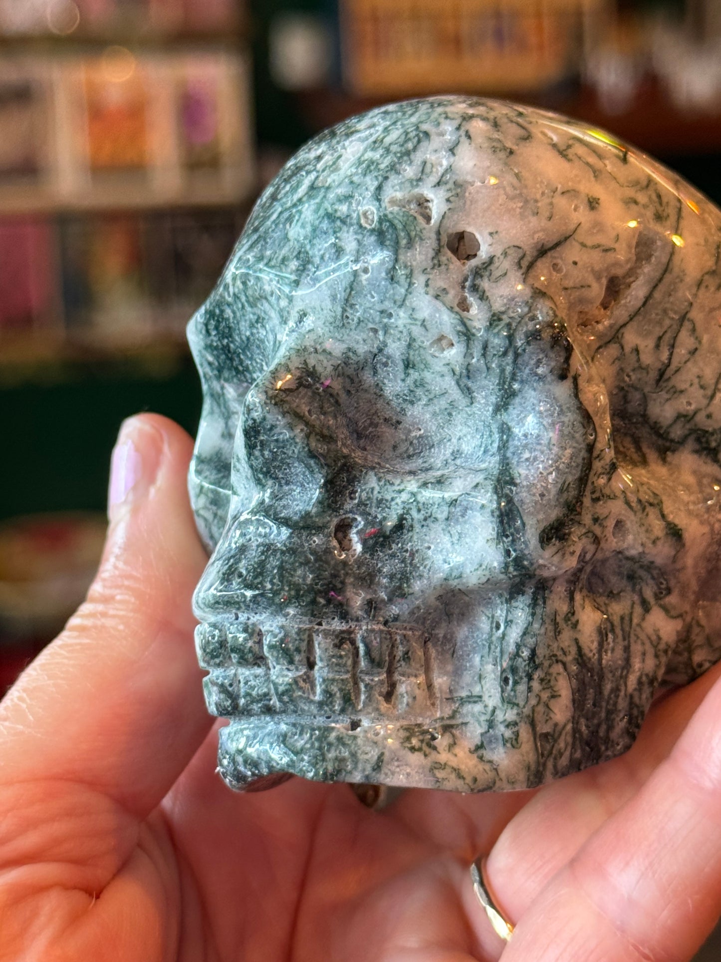 Moss Agate Skull- 372 g - China - Moon Room Shop and Wellness
