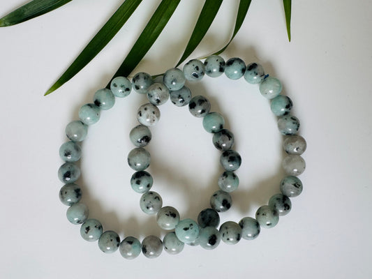 Kiwi Jasper Stretch Bracelet 8mm - Moon Room Shop and Wellness