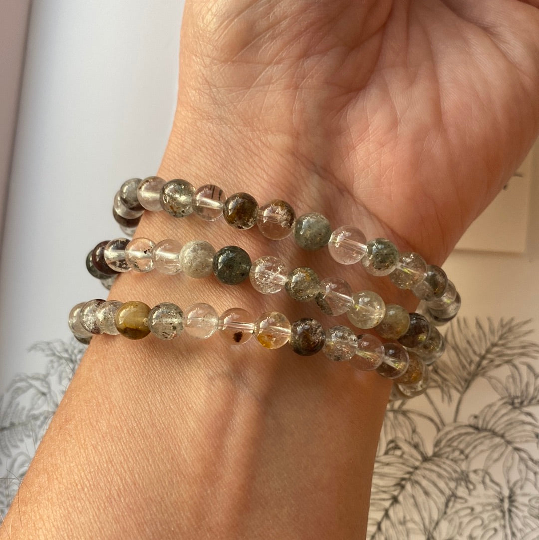 Garden Quartz /Lodolite Stretch Bracelet 6mm - Moon Room Shop and Wellness
