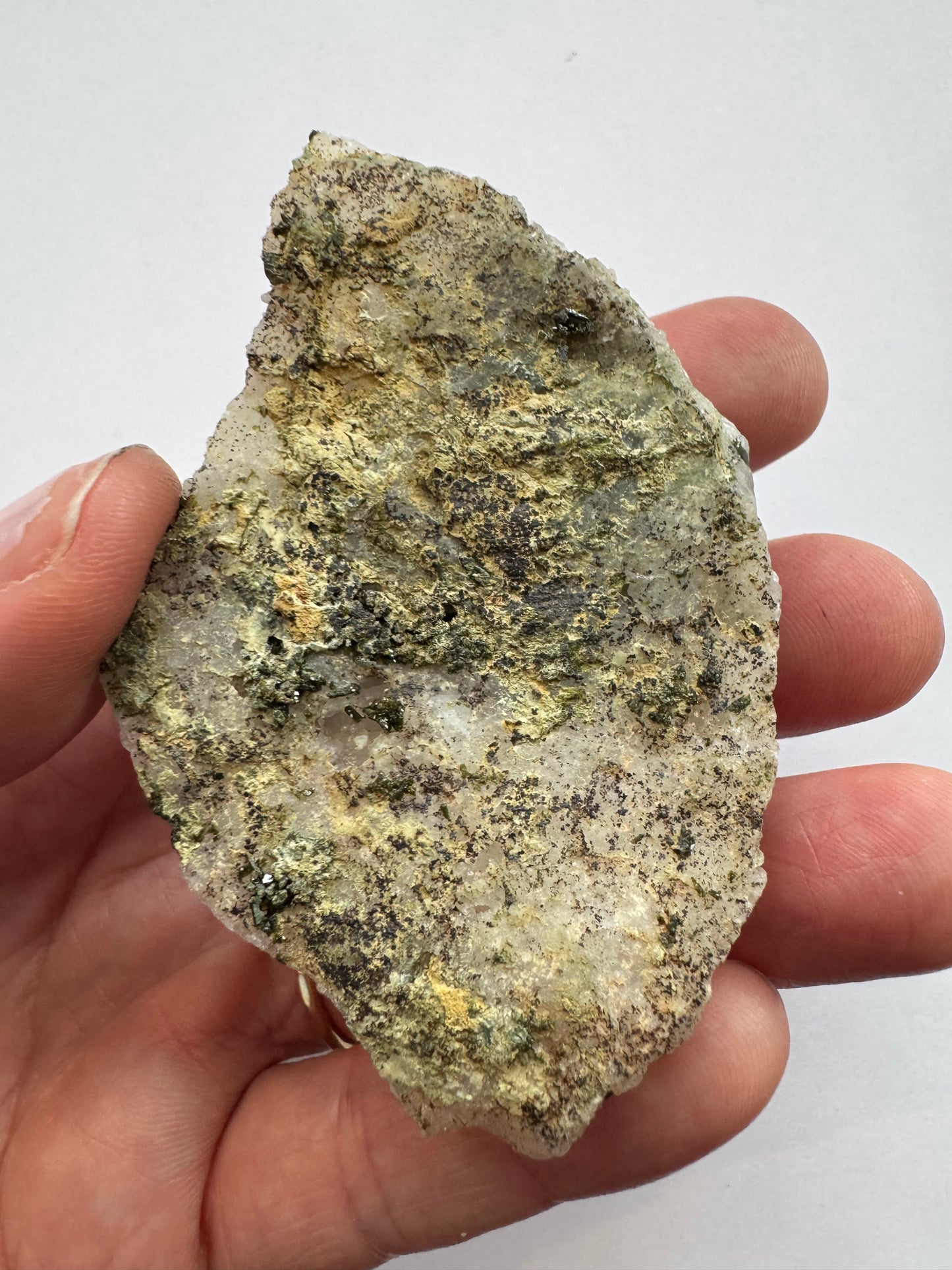 Epidote with Quartz Beauty- 54 g- Turkey - Moon Room Shop and Wellness