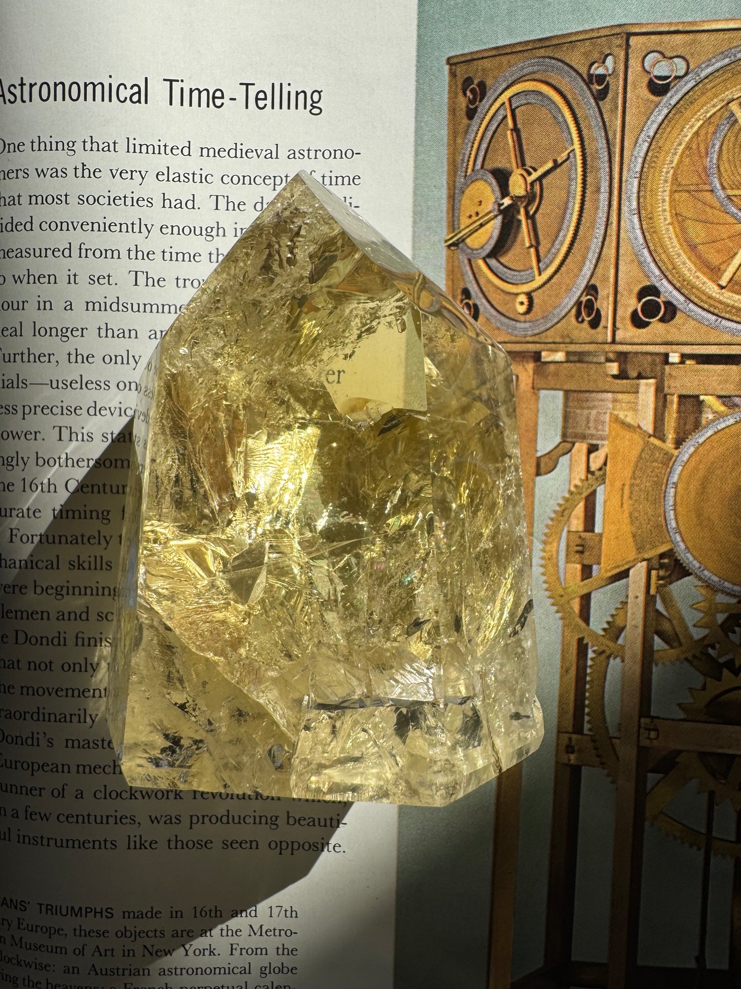 Lemon Quartz Tower 358 g Brazil Gorgeous - Moon Room Shop and Wellness