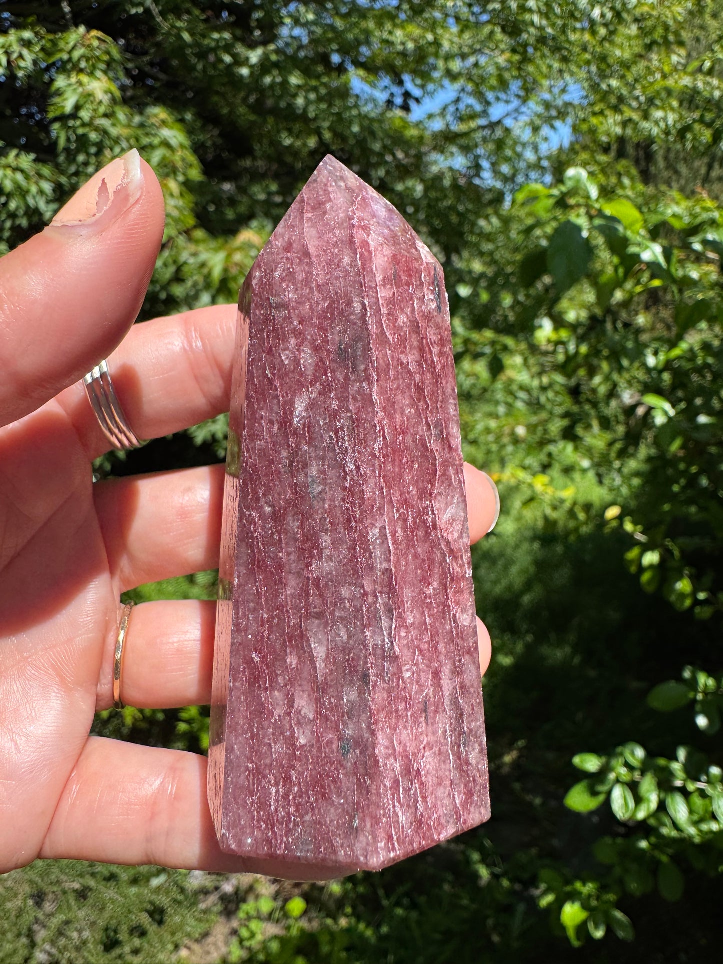 Strawberry Quartz Tower - Brazil Beauty - 162 g - Moon Room Shop and Wellness
