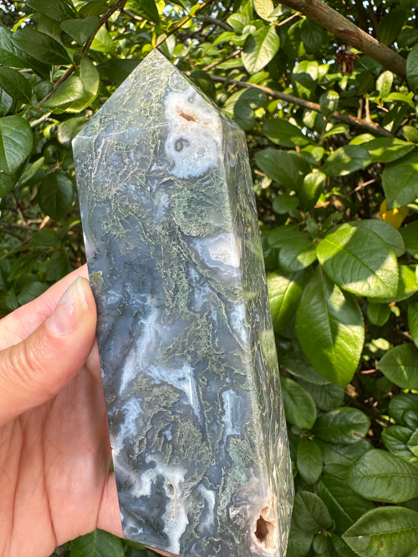 Moss Agate Tower 458 g - Moon Room Shop and Wellness