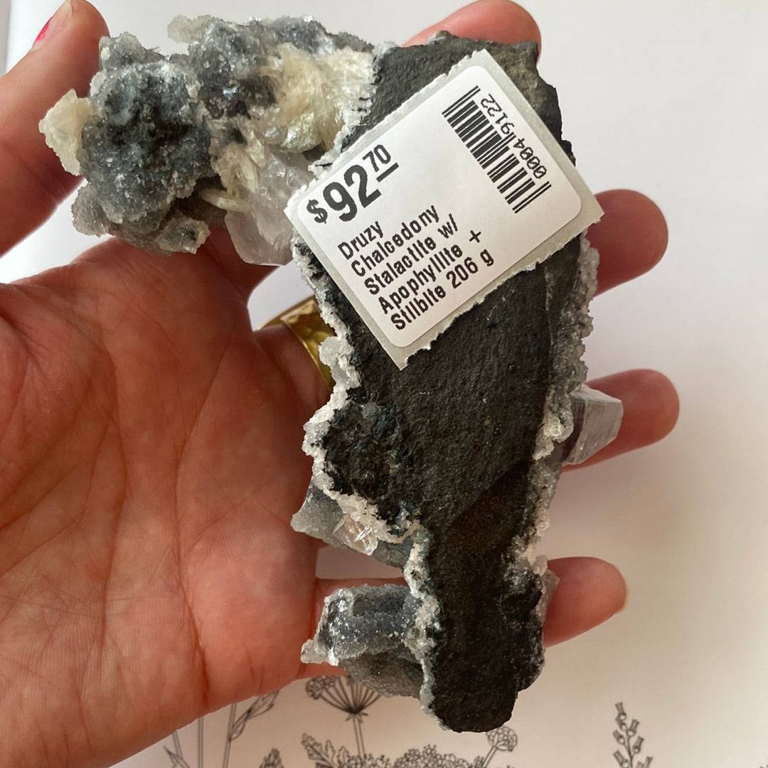 Druzy Chalcedony Stalactite with apophyllite and stilbite 206 g - Moon Room Shop and Wellness