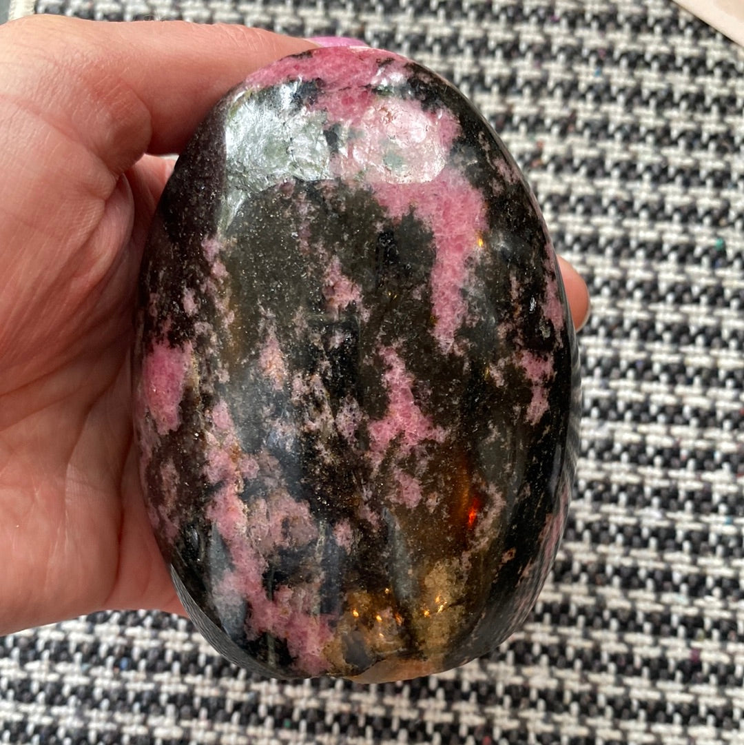 Rhodonite Freeform 705 g - Moon Room Shop and Wellness