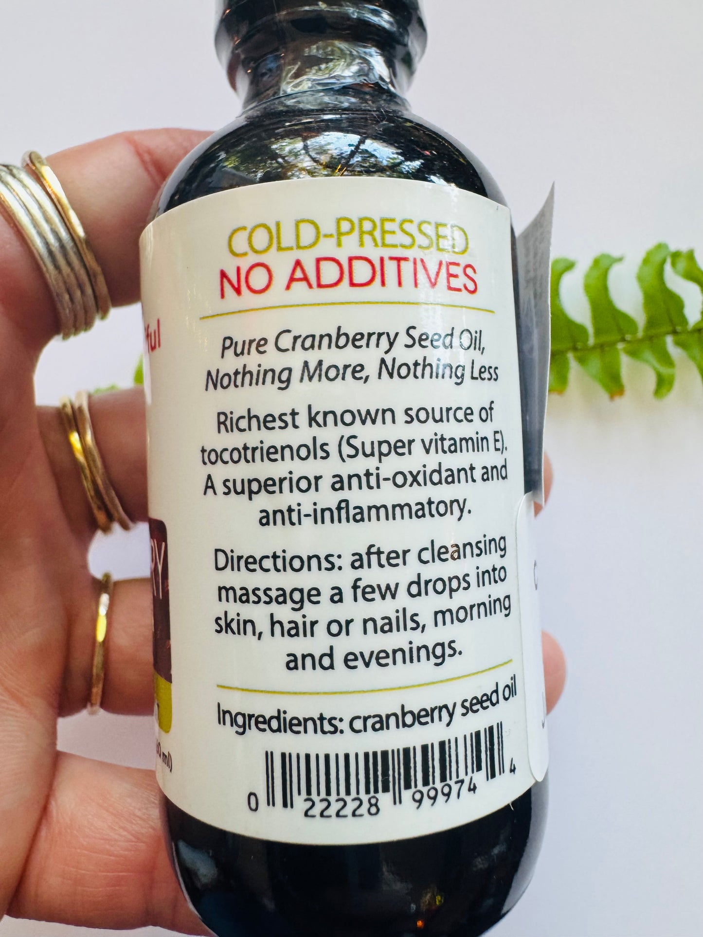 Berry Beautiful Cranberry Seed Oil 2 oz - Moon Room Shop and Wellness