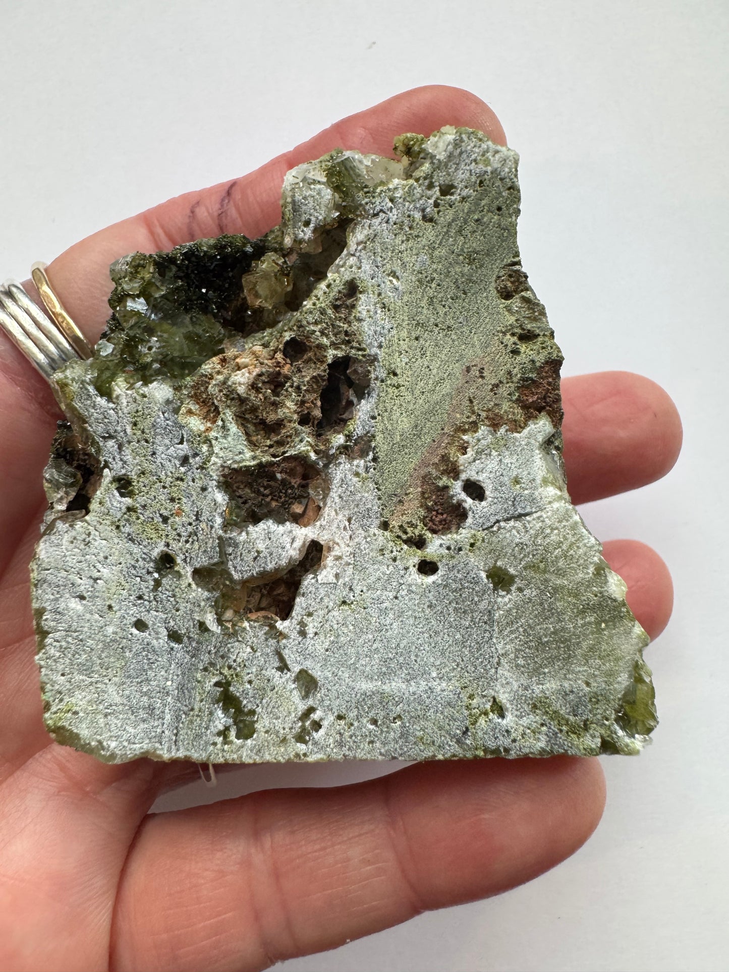 Epidote Quartz Beauty- 124 g- Turkey - Moon Room Shop and Wellness