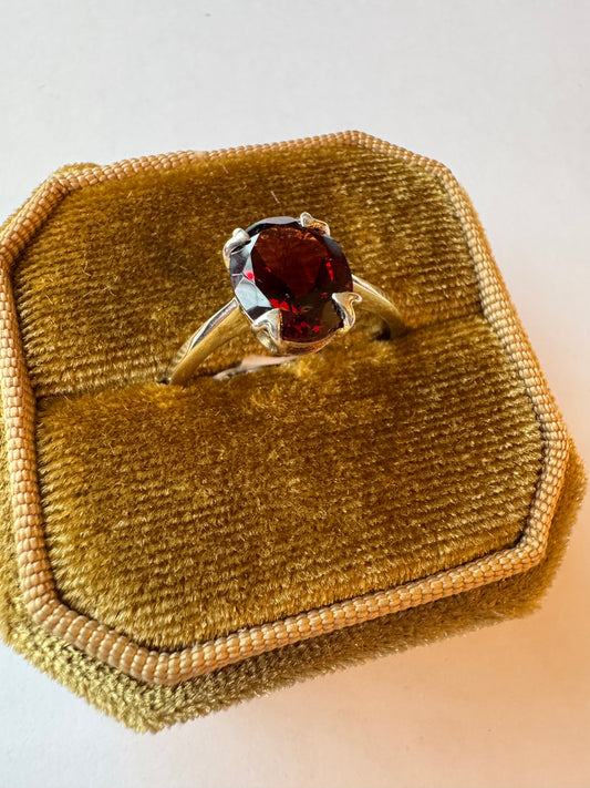 Garnet Faceted Sterling Silver Ring Size 8 - Moon Room Shop and Wellness