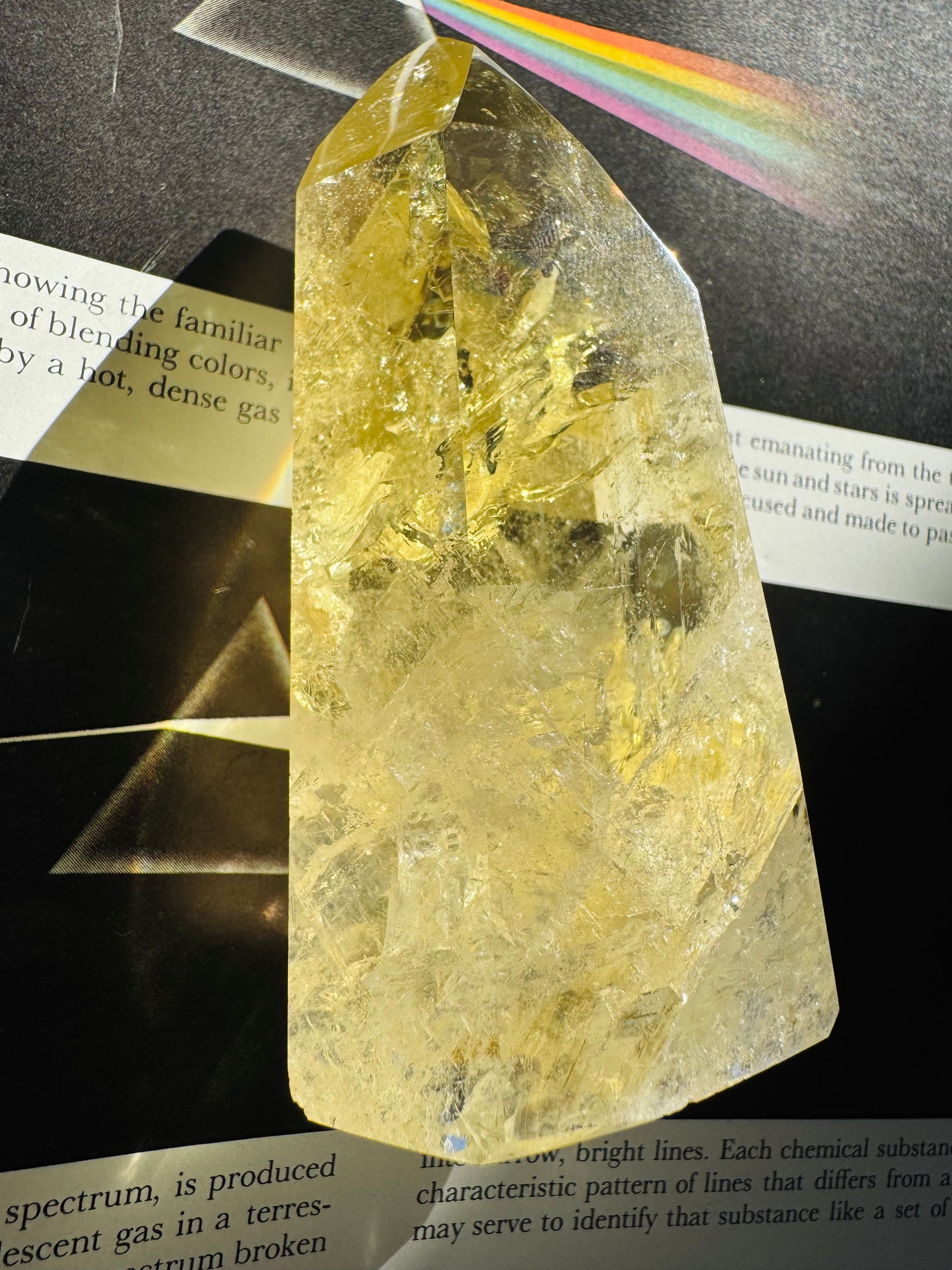 Lemon Quartz Tower 212 g  Brazil Gorgeous - Moon Room Shop and Wellness