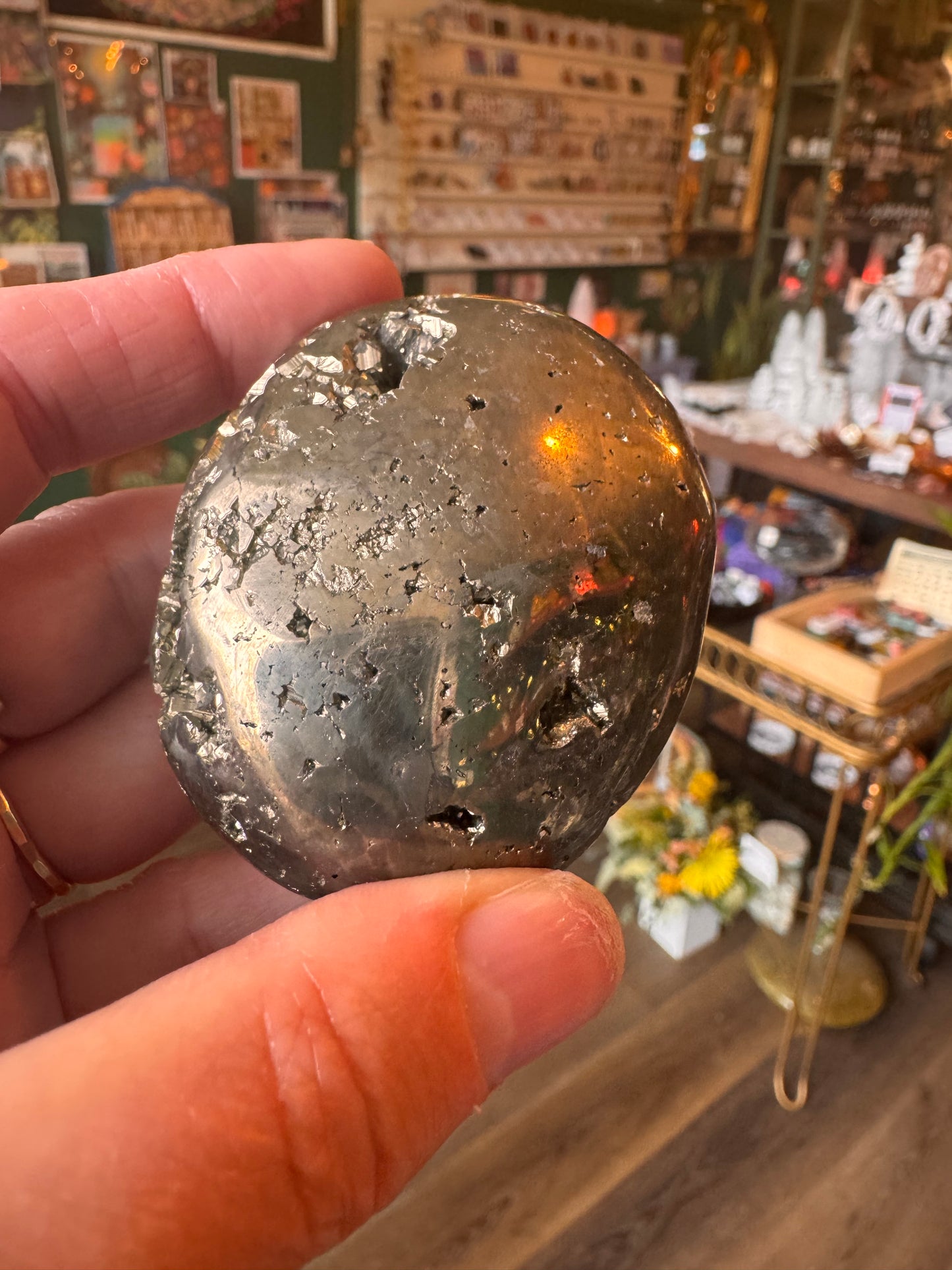 Pyrite Sparkly Palmstone 232 g Peru - Moon Room Shop and Wellness