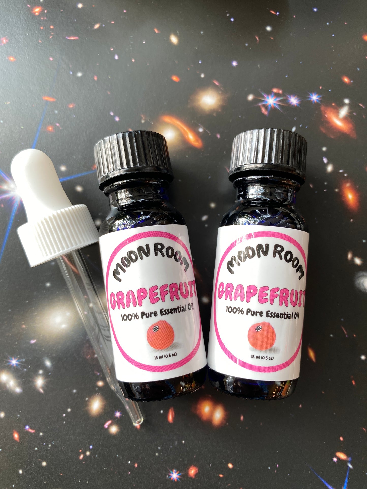 Moon Room Grapefruit Essential Oil - Moon Room Shop and Wellness