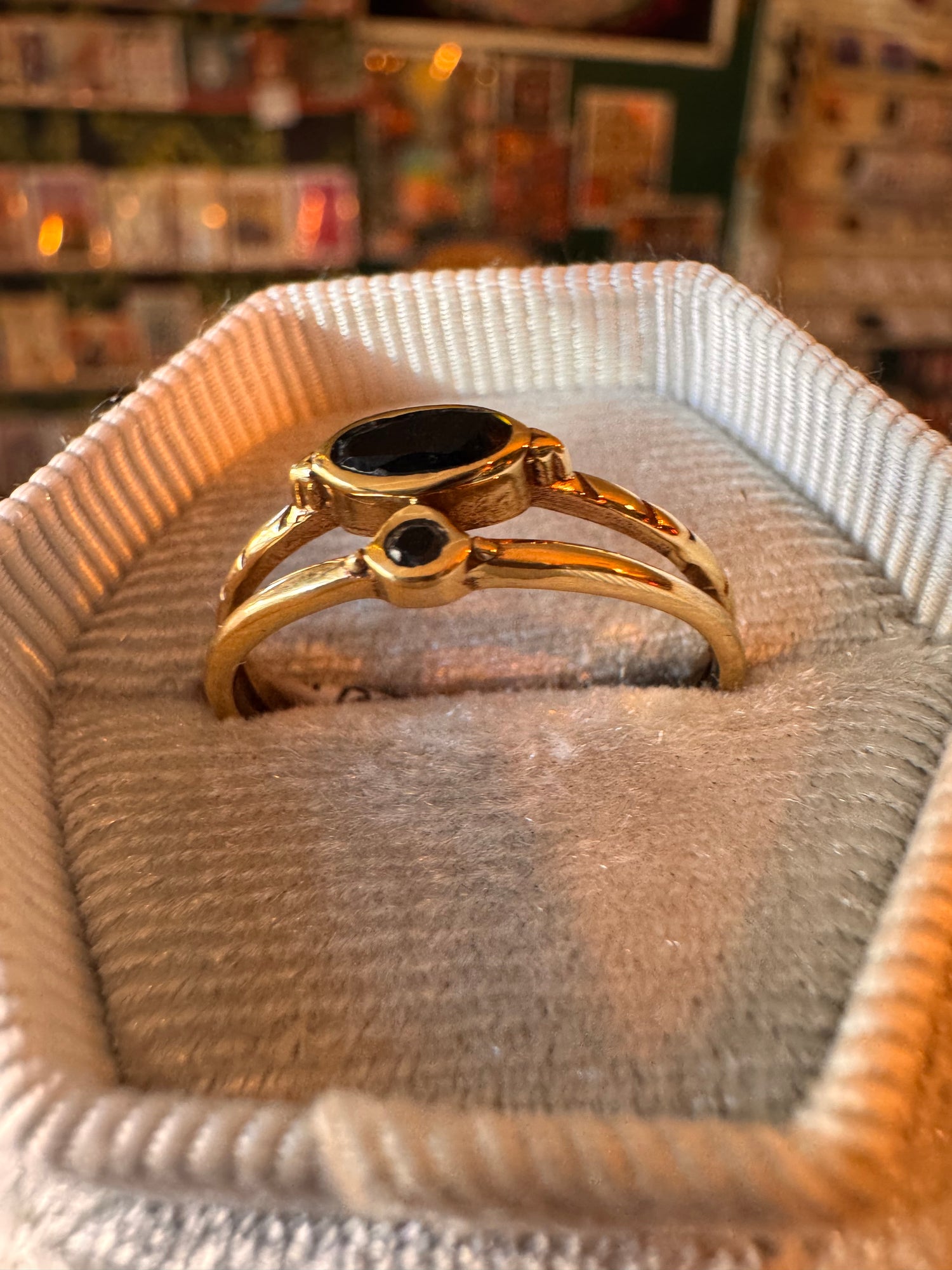 Onyx Faceted Duble Banded Brass Ring Size 5.9 - Moon Room Shop and Wellness