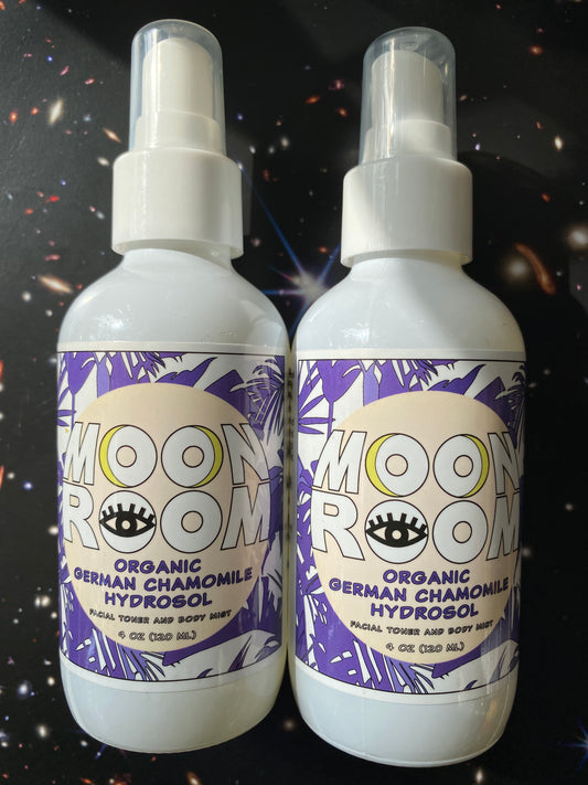 Moon Room Organic German Chamomile Hydrosol 4oz - Moon Room Shop and Wellness