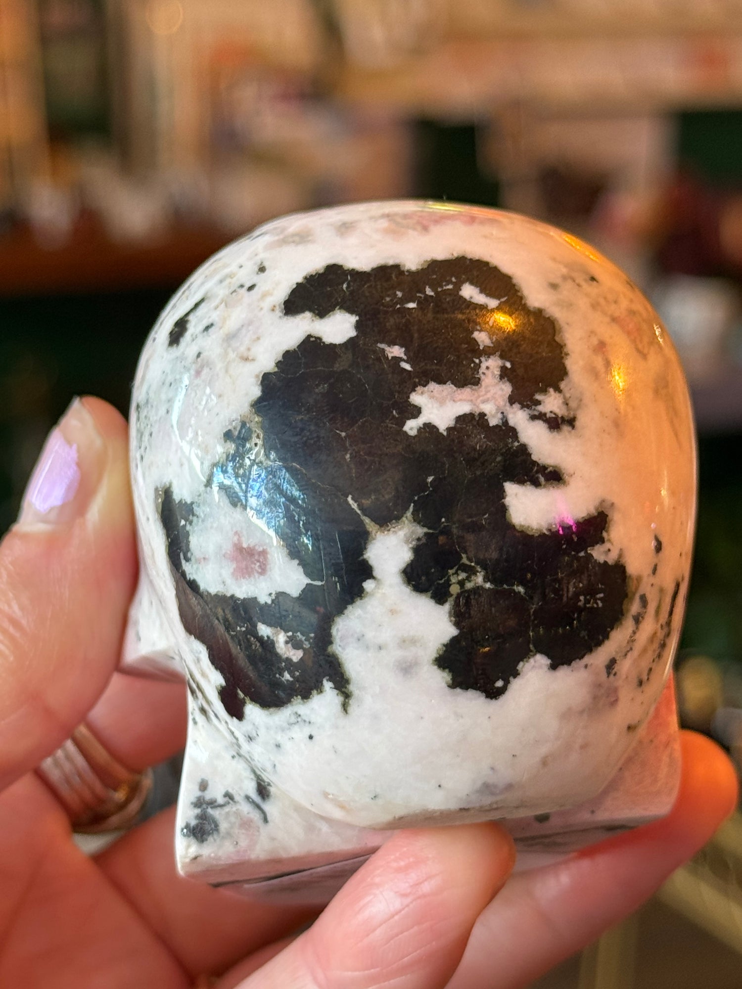 Rhodonite Skull -398 g- Peru - Moon Room Shop and Wellness