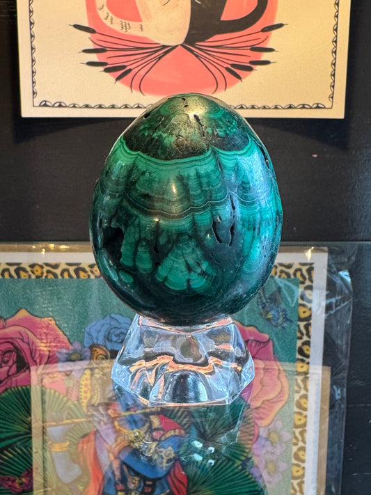 Malachite Egg with Stand 190 g Congo Beauty - Moon Room Shop and Wellness