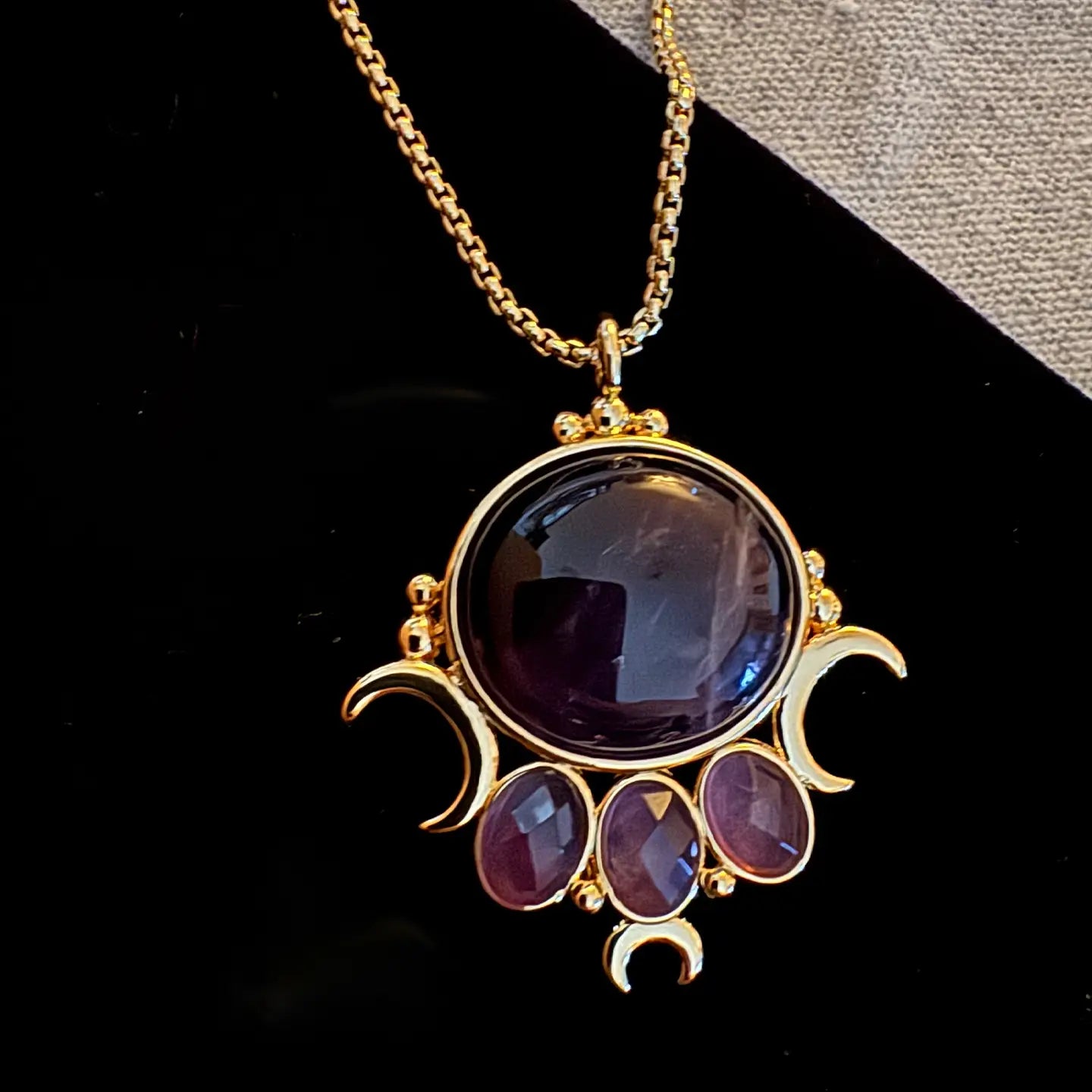 The Priestess Amethyst Necklace 18kt Plated Brass