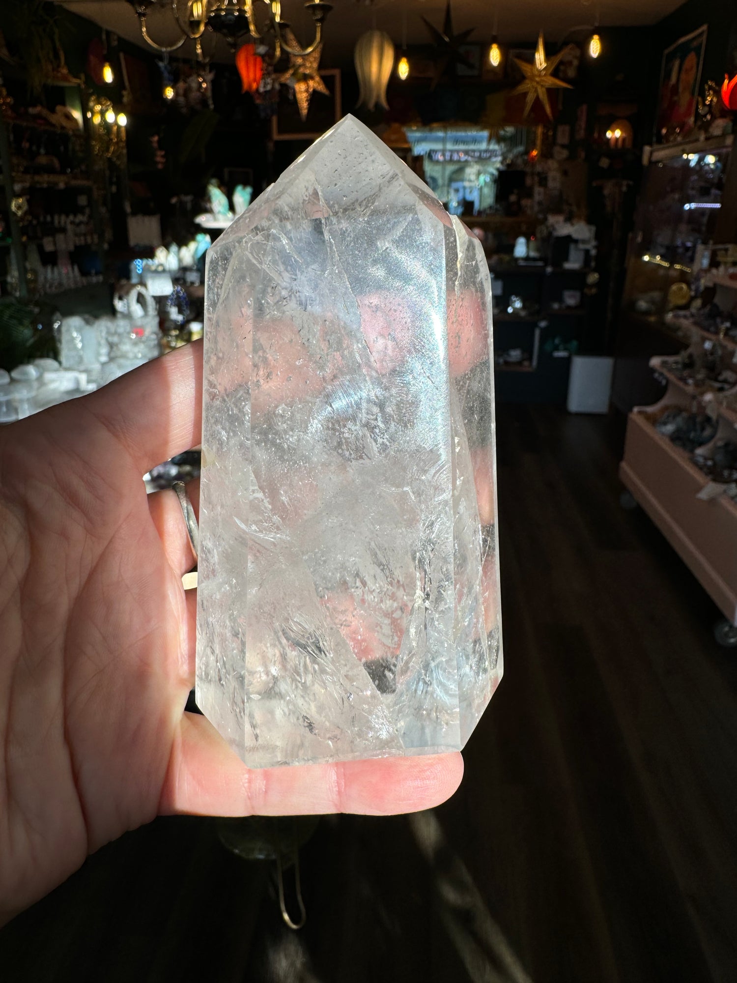 Clear Quartz Tower 389 g - Moon Room Shop and Wellness