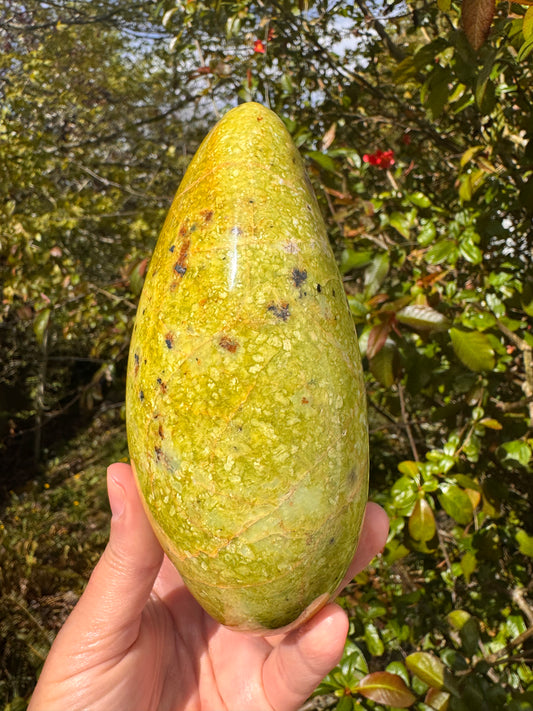 Green Opal Freeform 1.14 kilo - Moon Room Shop and Wellness