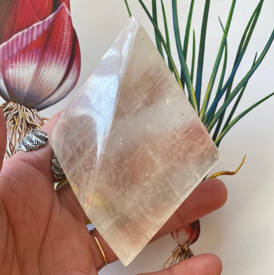 Calcite Freeform - So Gorgeous! - Moon Room Shop and Wellness