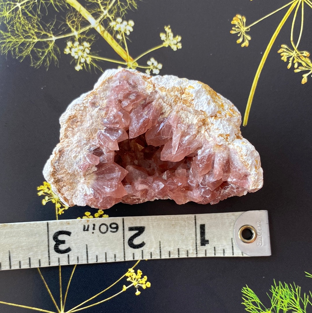 Pink Amethyst Geode - 80 g - Argentina - Moon Room Shop and Wellness
