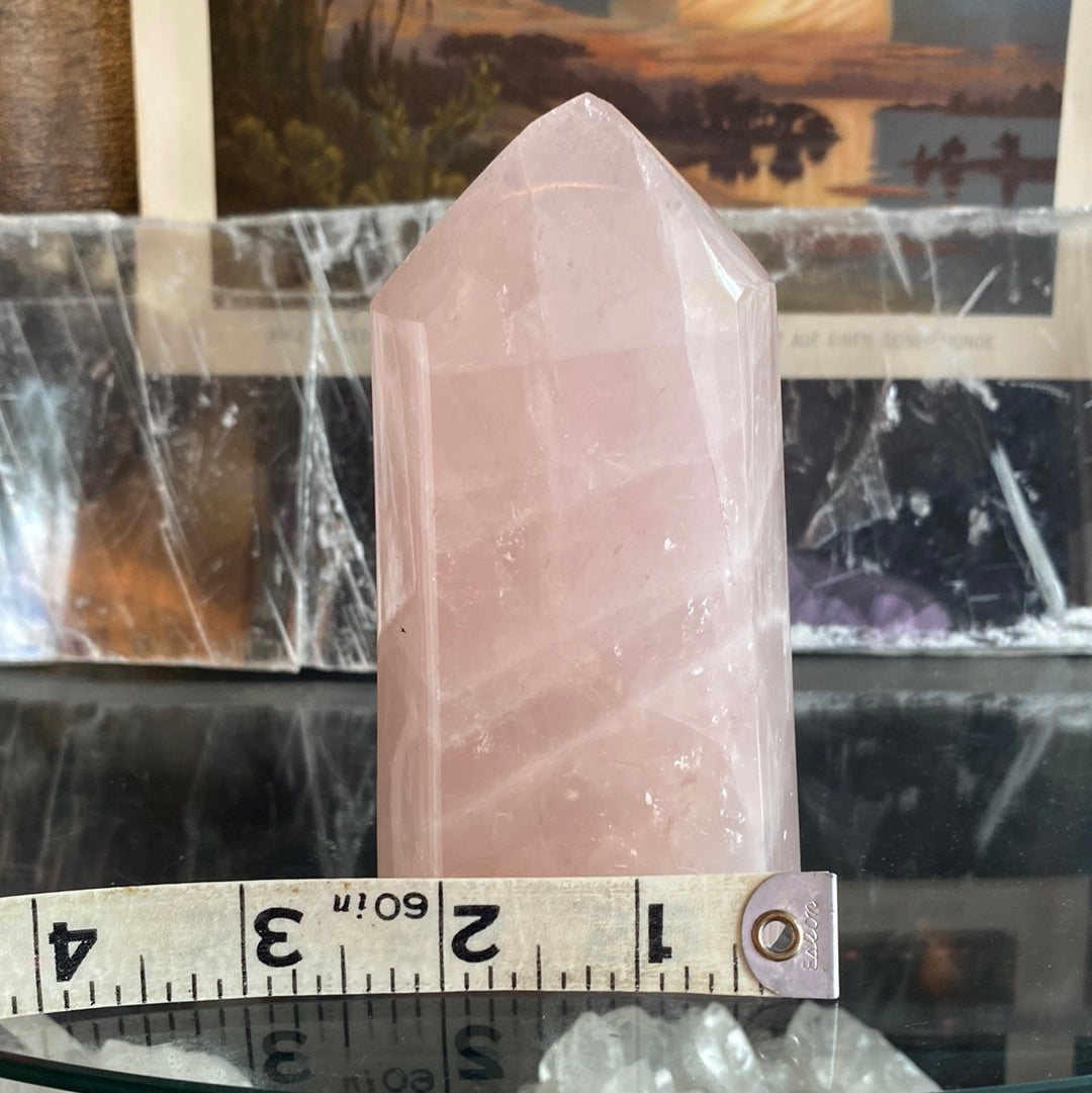 Rose Quartz Tower 470 g - Moon Room Shop and Wellness