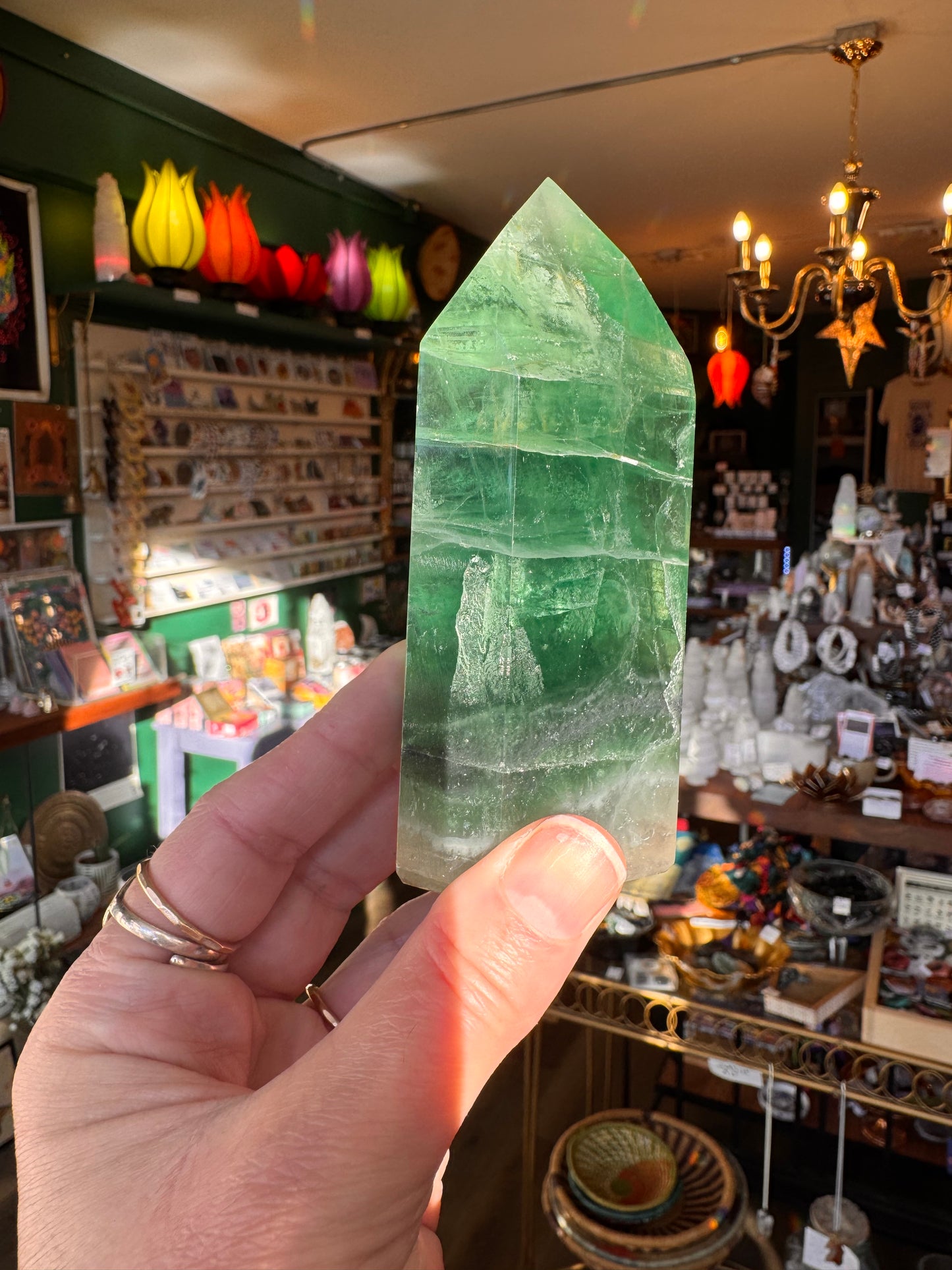Green Fluorite Tower U.V. Reactive 319 g Argentina - Moon Room Shop and Wellness