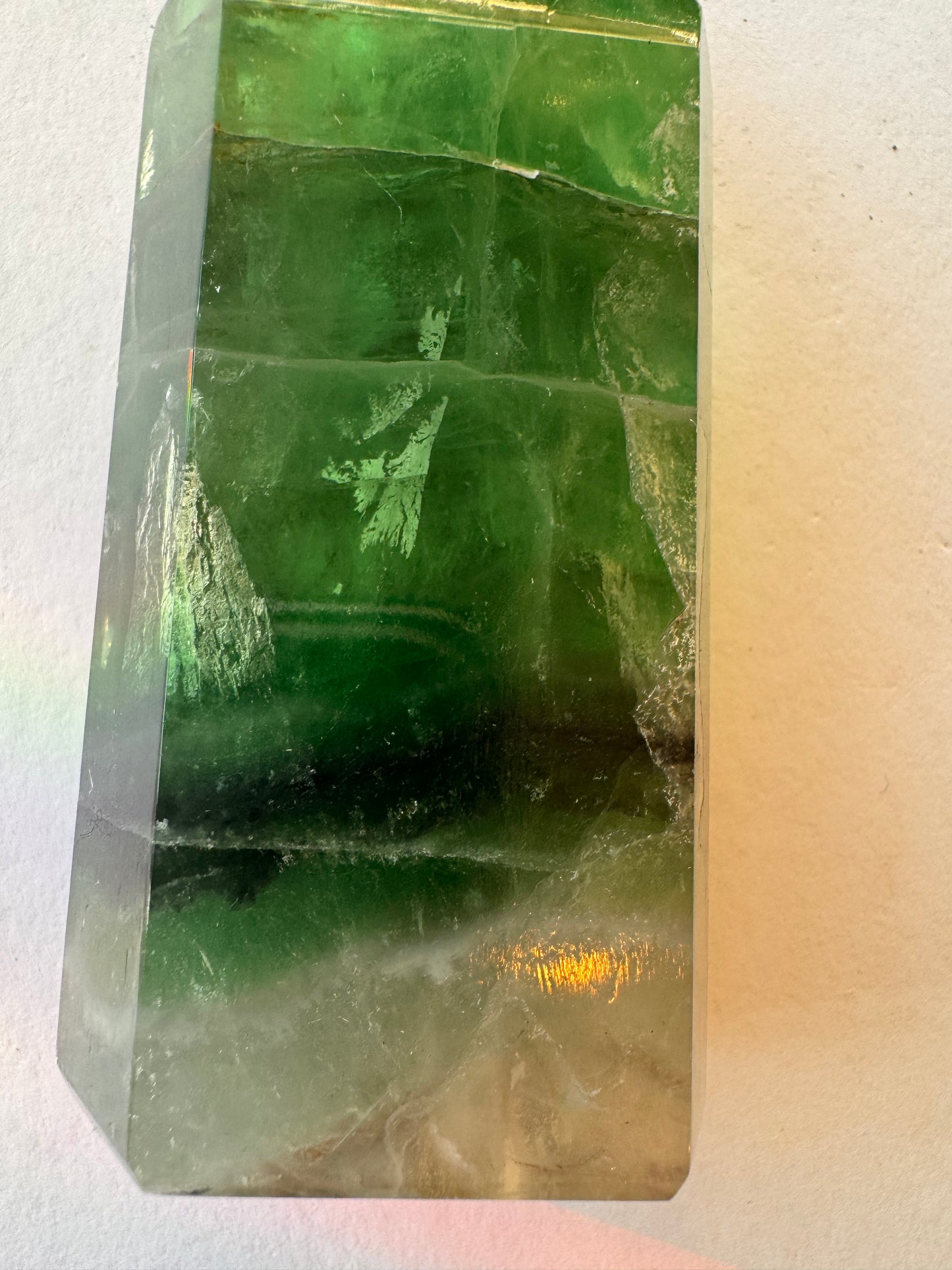 Green Fluorite Tower U.V. Reactive 319 g Argentina - Moon Room Shop and Wellness