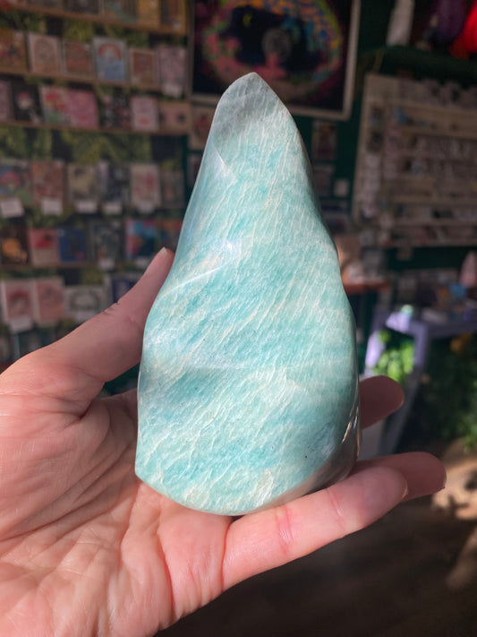 Amazonite Flame  379 g - Moon Room Shop and Wellness