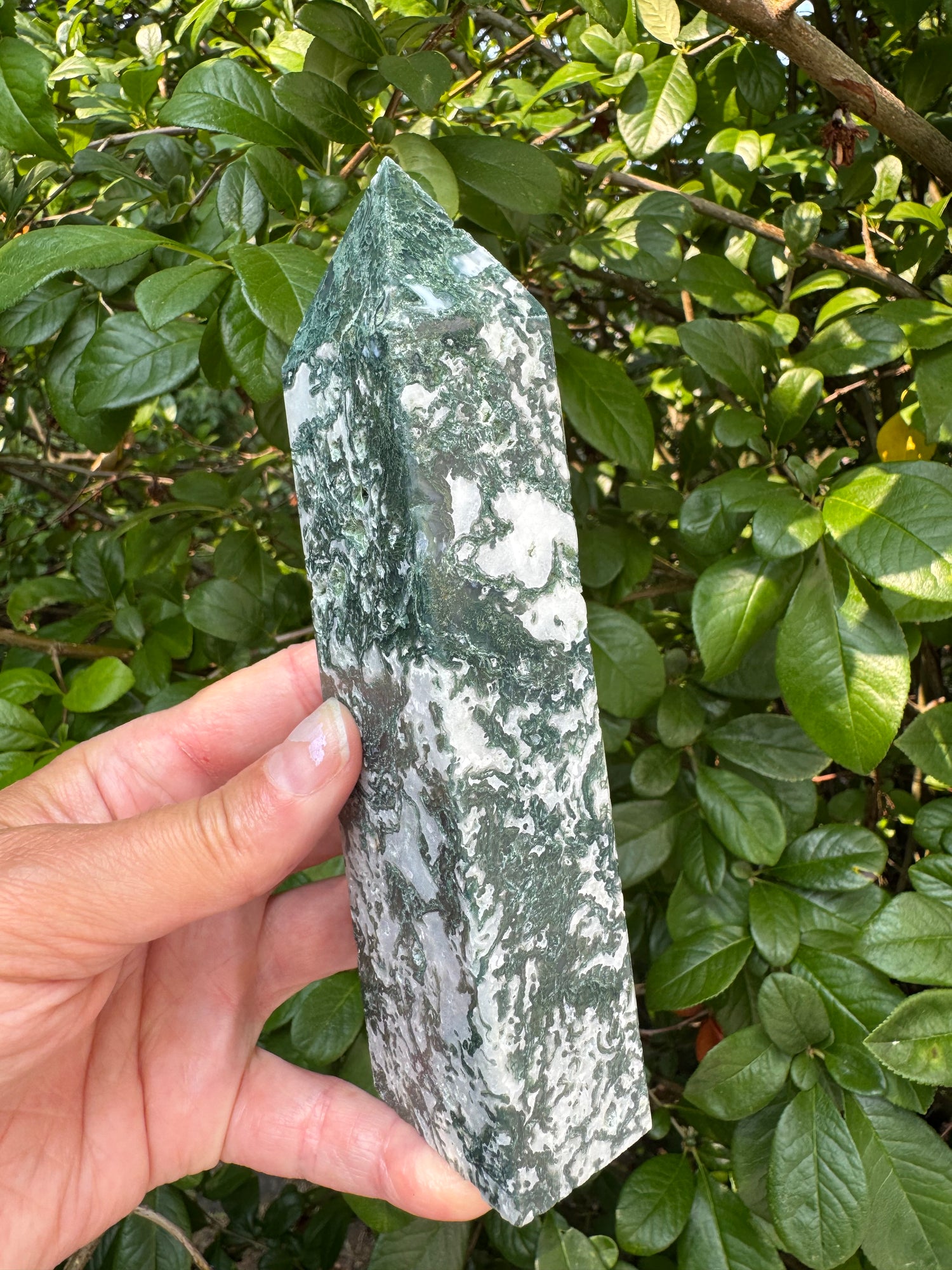 Moss Agate Tower 392 g - Moon Room Shop and Wellness