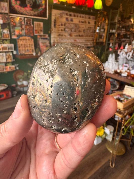Pyrite Sparkly Palmstone 232 g Peru - Moon Room Shop and Wellness