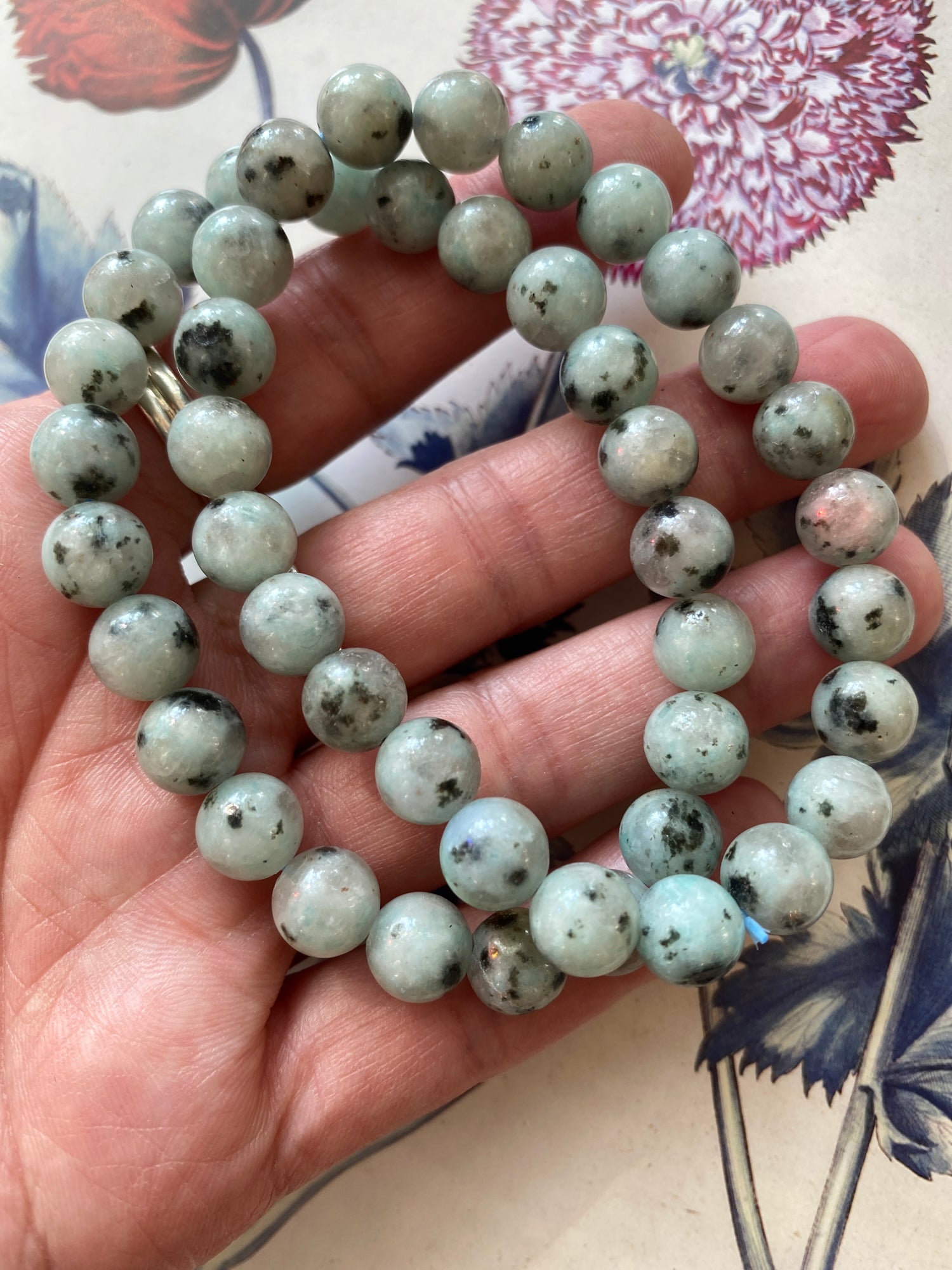 Kiwi Jasper Stretch Bracelet 8mm - Moon Room Shop and Wellness