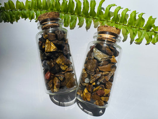 Tiger’s Eye Gem Chip 25 ml Glass Jar - Moon Room Shop and Wellness