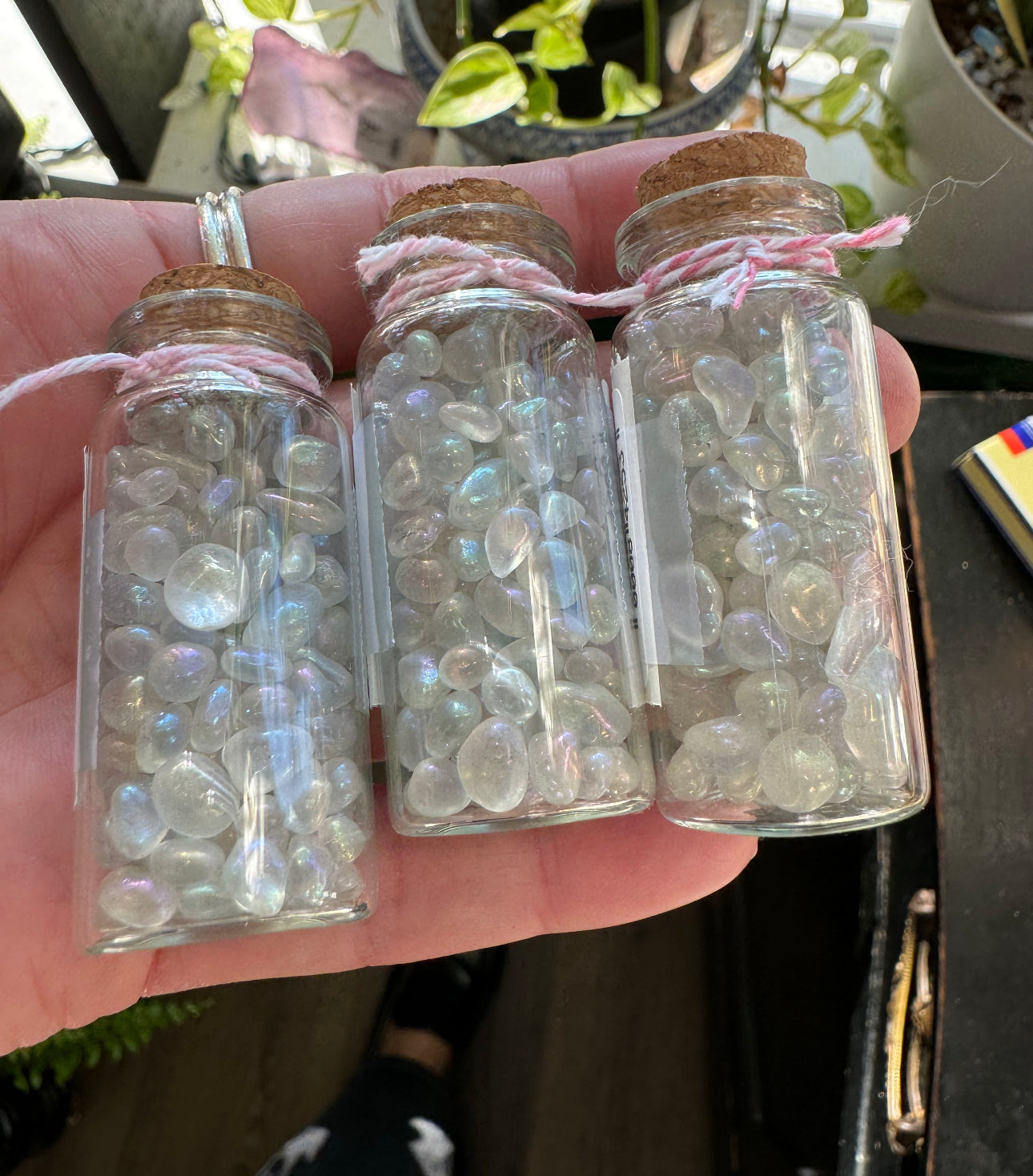 Aura Quartz Gem Chip 25 ml Glass Jar - Moon Room Shop and Wellness