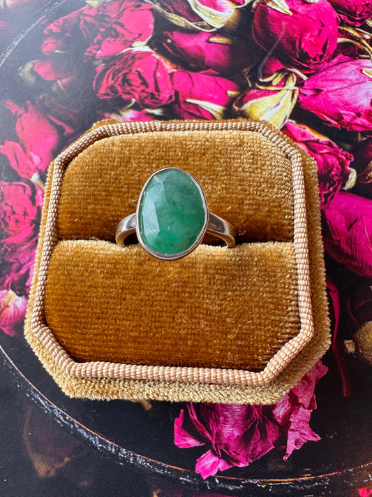 Emerald Sterling Silver Ring Size Adjustable 7-9 - Moon Room Shop and Wellness