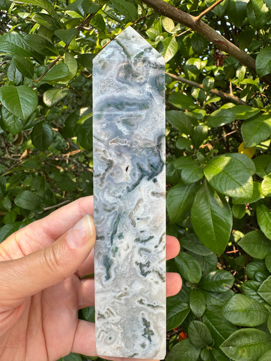 Moss Agate Tower 392 g - Moon Room Shop and Wellness