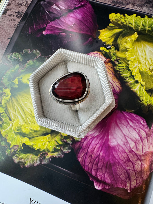 Garnet Faceted Sterling Silver Ring Size 6 - Moon Room Shop and Wellness