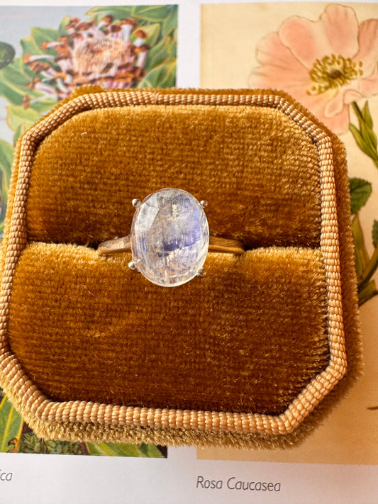 Moonstone Sterling SIlver Ring Size 7 - Moon Room Shop and Wellness