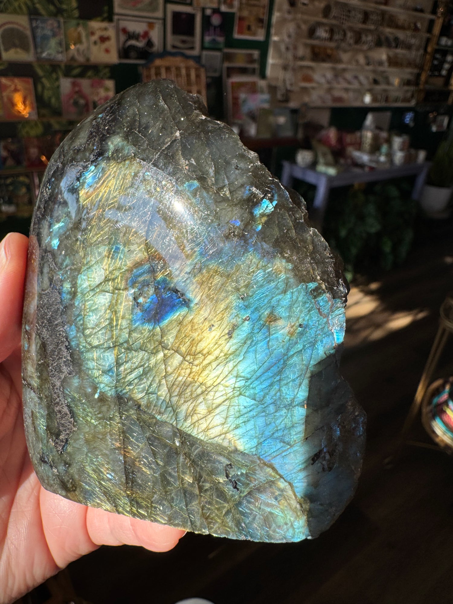 Labradorite Freeform w Natural Back 427 g - Madagascar - Moon Room Shop and Wellness