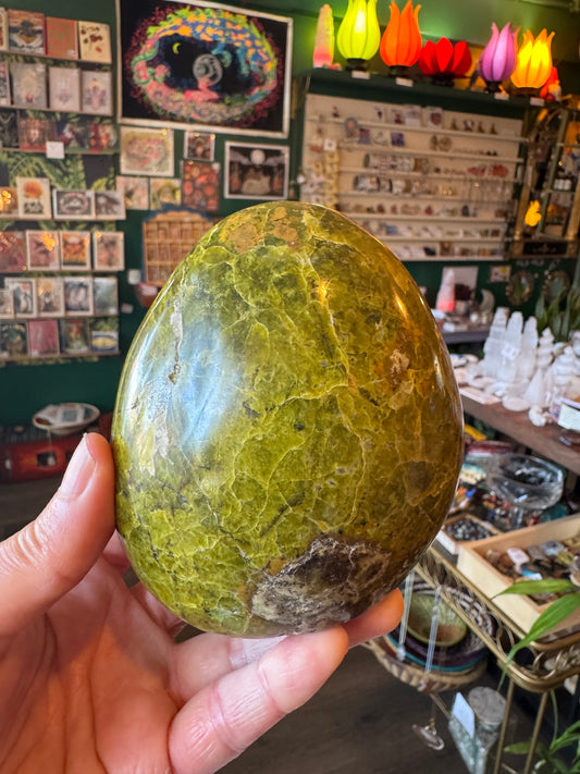 Green Opal Freeform 1.53 lb - Moon Room Shop and Wellness