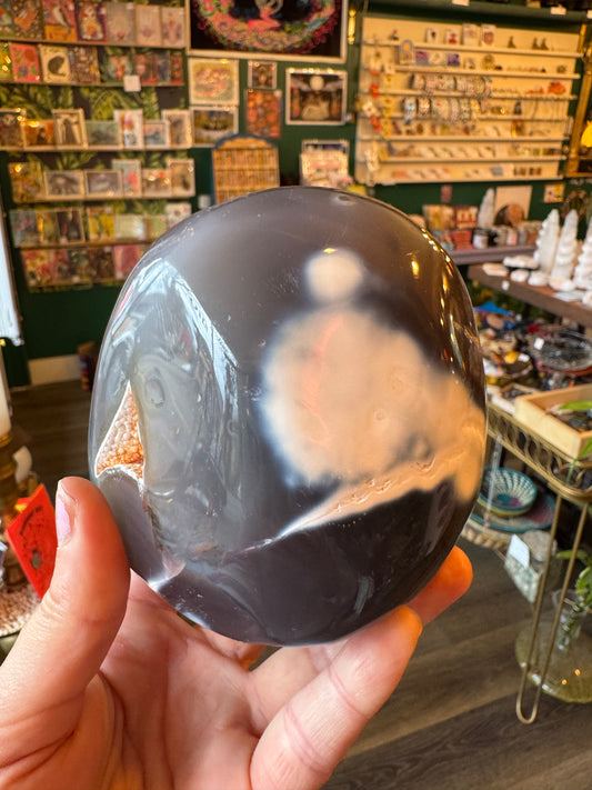 Orca Agate Freeform 2.12 lb - Moon Room Shop and Wellness